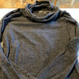 2 for $12.00! 🍁Prana cowl neck style jersey shirt